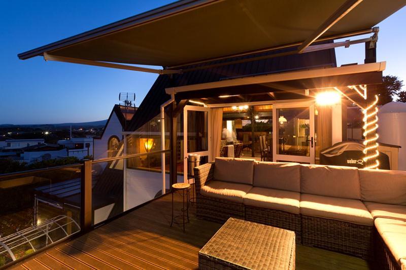 Tivoli Homestay New Plymouth Exterior photo